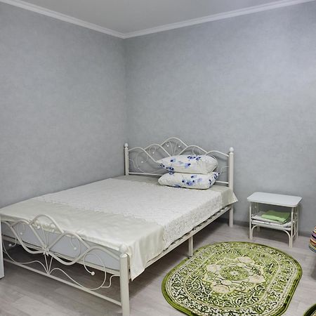 דירות אלמטי Ahmetova 4 30 מראה חיצוני תמונה